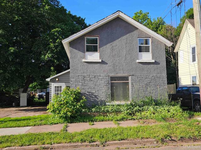 House for sale in Ishpeming, Michigan