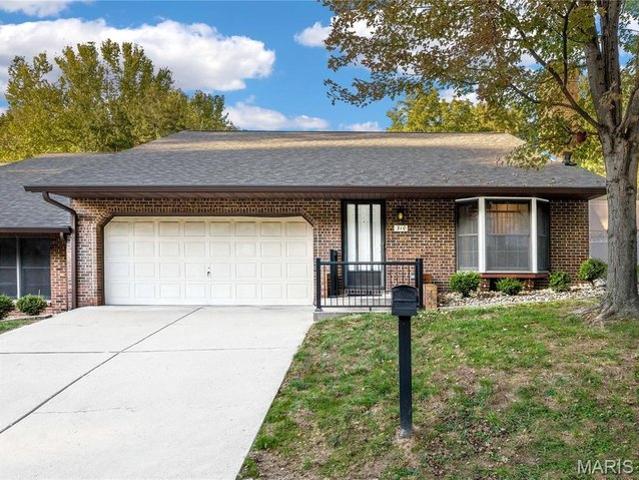 Condo for sale in Collinsville, Madison County