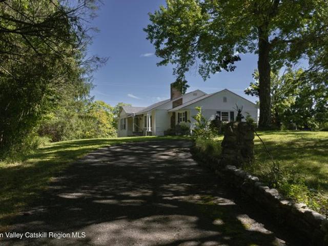 House for sale in Accord, New York