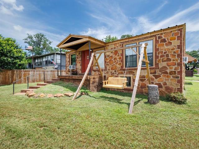 House for sale in Brownwood, Texas