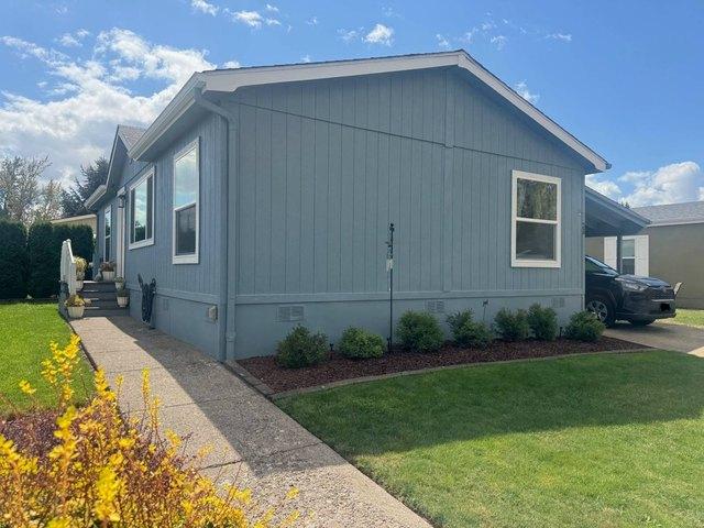 House for sale in Oregonia