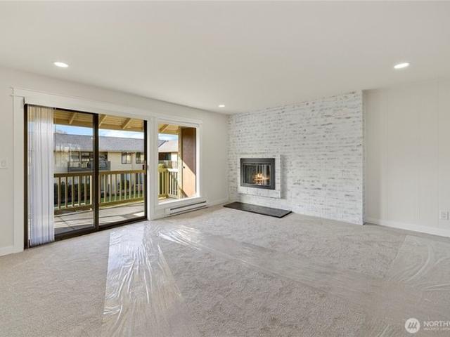 Condo for sale in Mount Vernon, Washington
