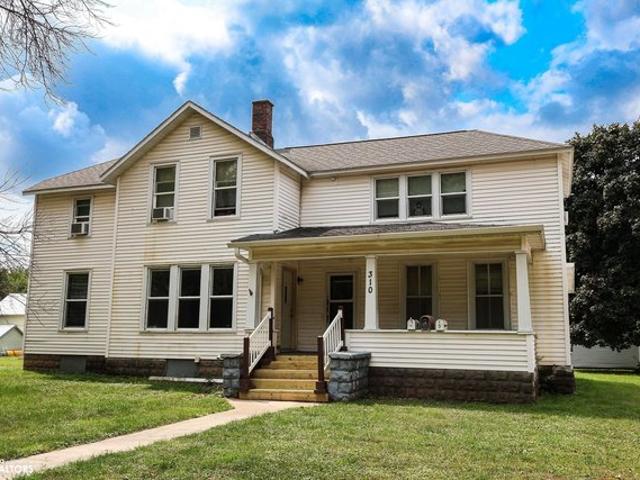 House for sale in Humboldt, Iowa