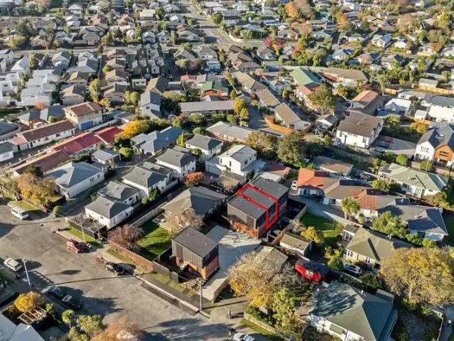 House for sale in Chaslands, Canterbury