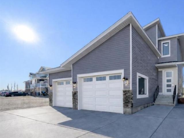 House for sale in Medicine Hat, Alberta
