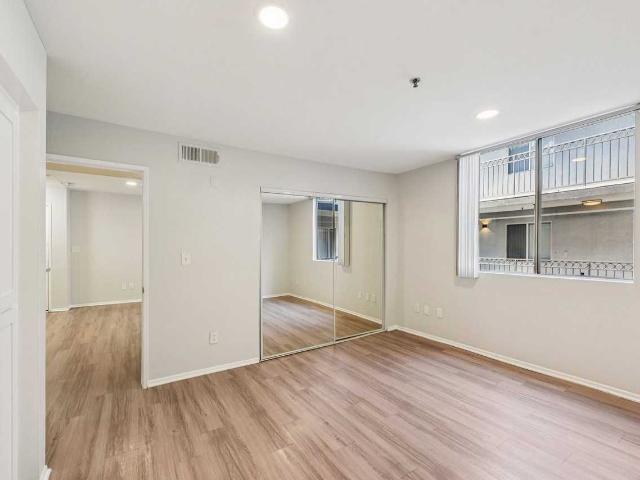 Apartment for rent in Westlake, Los Angeles