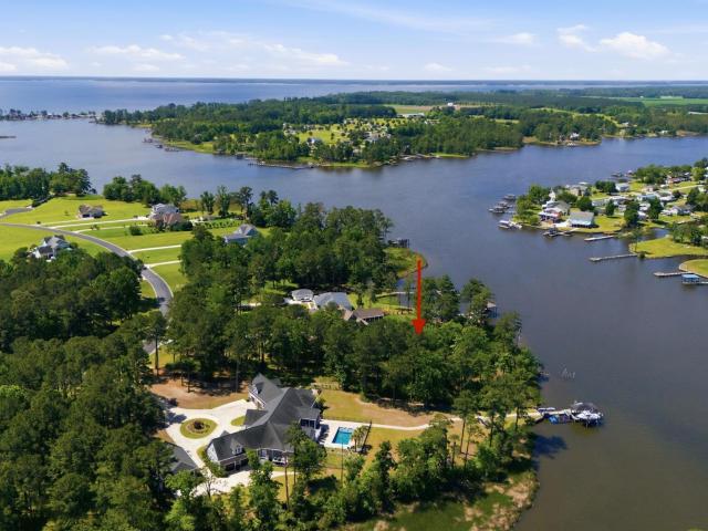 Land for sale in Oriental, North Carolina