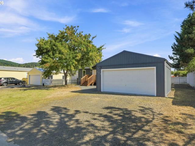 House for sale in Oregonia
