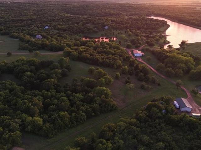 Land for sale in Navarro, Texas