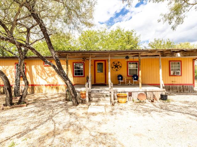 House for sale in Luling, Texas