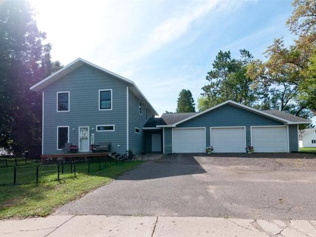 House for sale in Haugen, Barron County