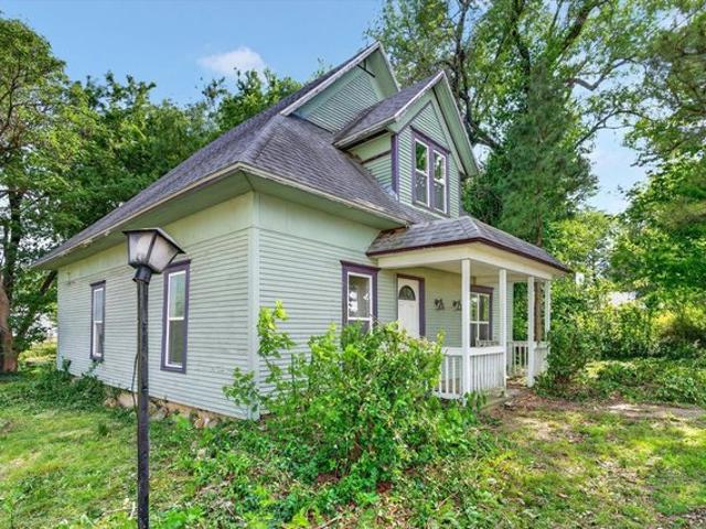 House for sale in Fair Play, Missouri