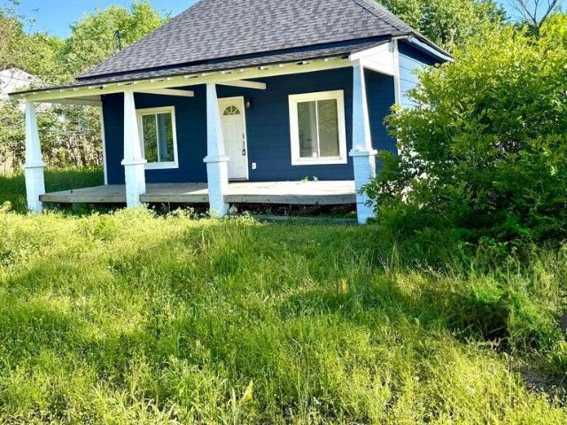 House for sale in Alba, Missouri