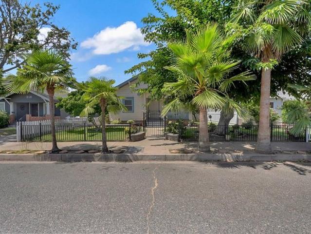 House for sale in Oakdale, California