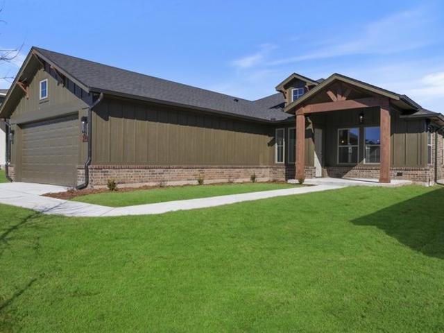House for sale in Harrah, Oklahoma
