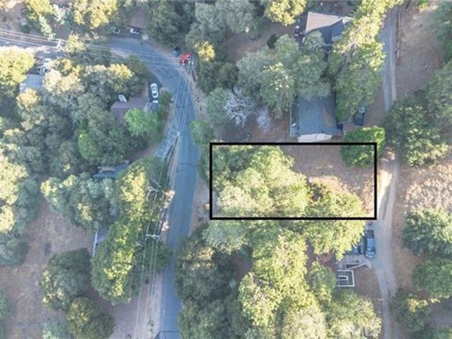Land for sale in Cedarpines Park, California