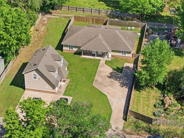 Townhouse for sale in Tahlequah, Oklahoma