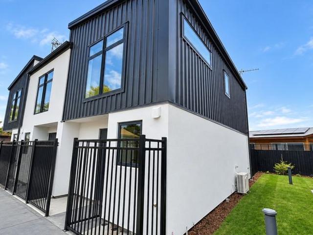 House for rent in Chaslands, Canterbury