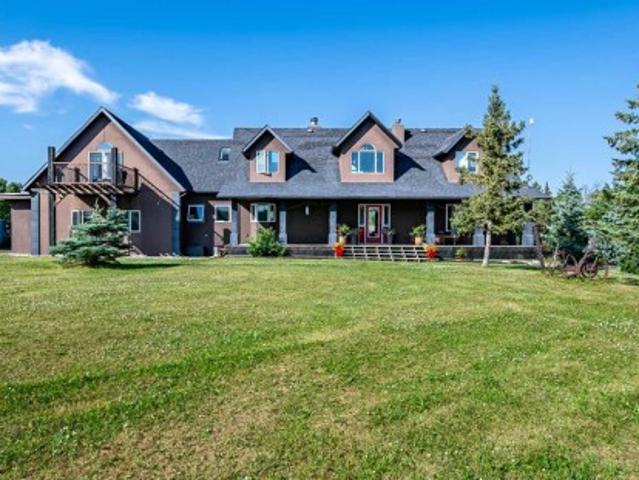 House for sale in Alberta