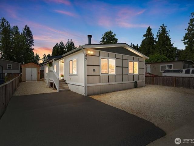 House for sale in Black Diamond, Washington