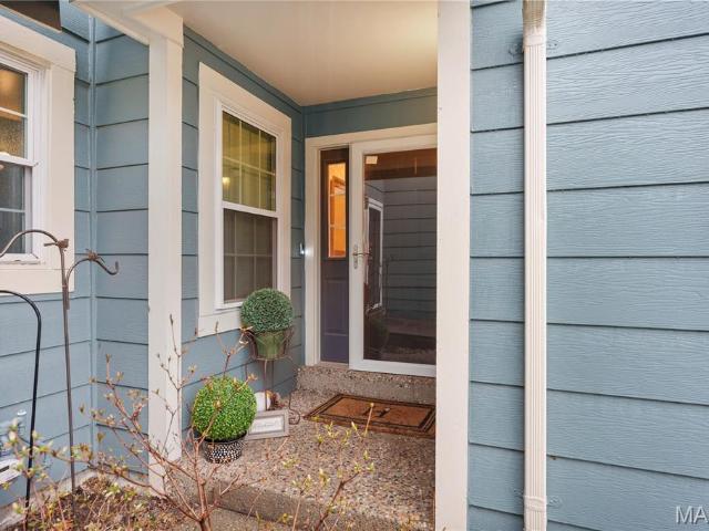 Condo for sale in Maryland Heights, Missouri