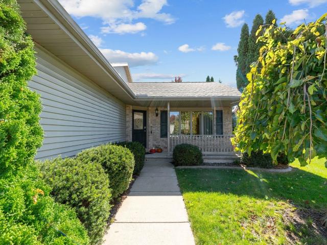 House for sale in Oshkosh, Winnebago County
