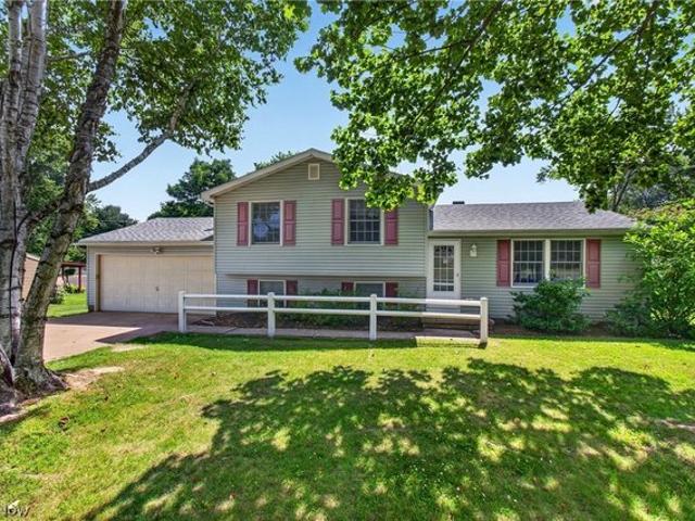 House for sale in Summit, Ohio