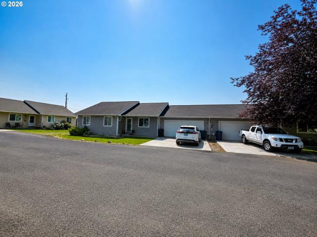House for sale in Oregonia