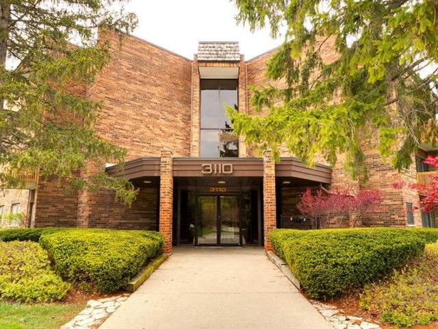 Condo for sale in Northbrook, Illinois