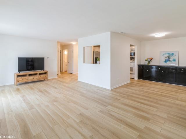 Condo for sale in Northbrook, Illinois