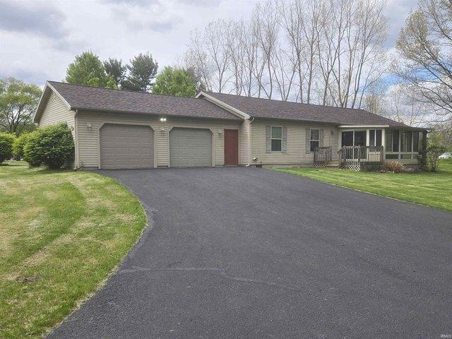 House for sale in Albion, Indiana