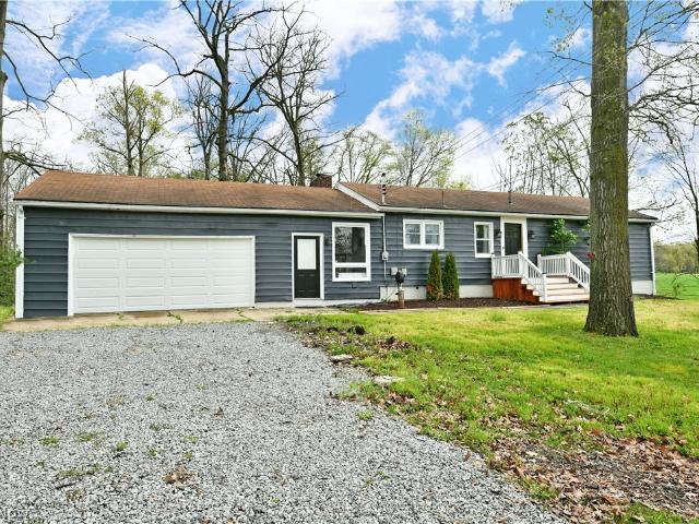 House for sale in Southington, Ohio