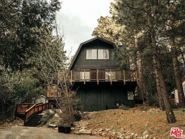 House for sale in Green Valley Lake, California