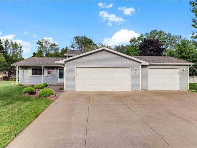 House for sale in Lindstrom, Minnesota