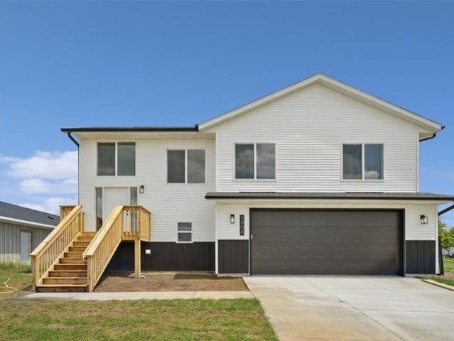 House for sale in Muscatine, Iowa