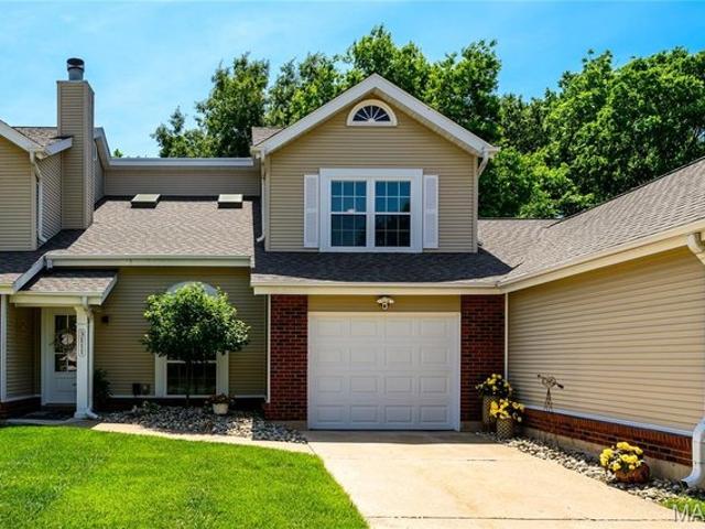 Condo for sale in Saint Charles, Missouri
