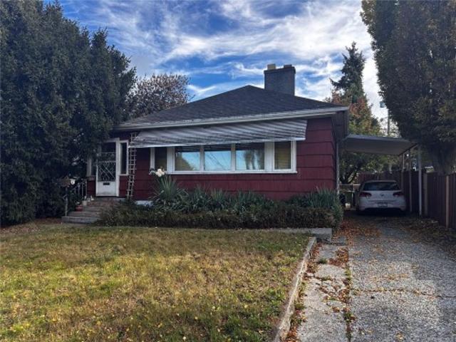House for sale in Hillside/Quadra, Victoria