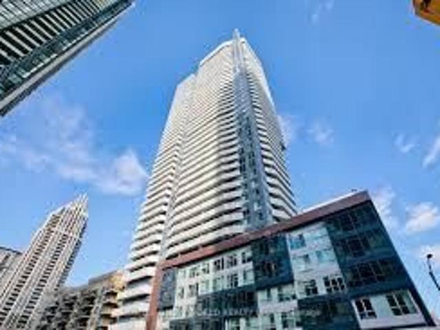 Condo for sale in City Centre, Mississauga