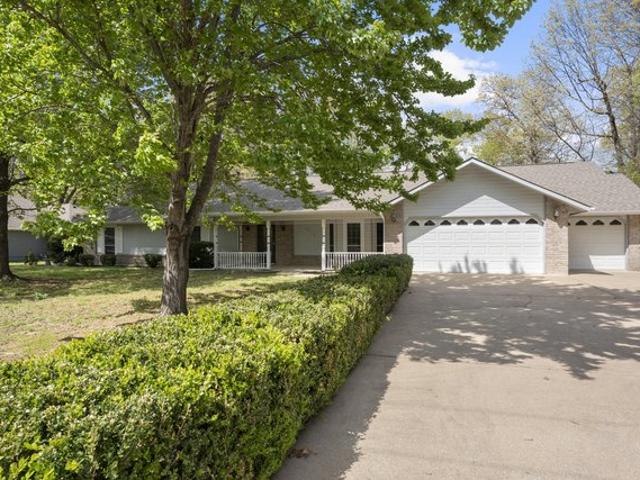 House for sale in Grove, Oklahoma