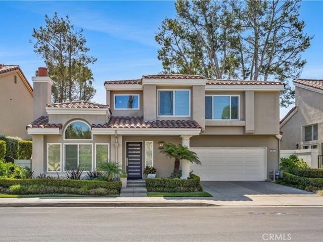 House for sale in Corona Del Mar, California