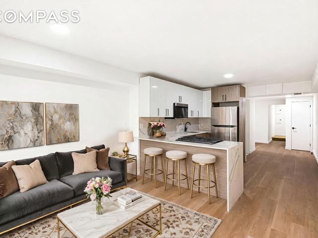 Condo for sale in Arverne, New York