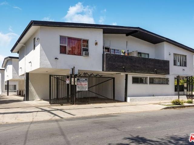 House for sale in Canoga Park, California