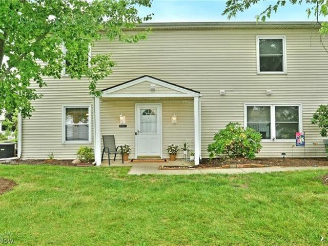 Condo for sale in Cortland, Trumbull County