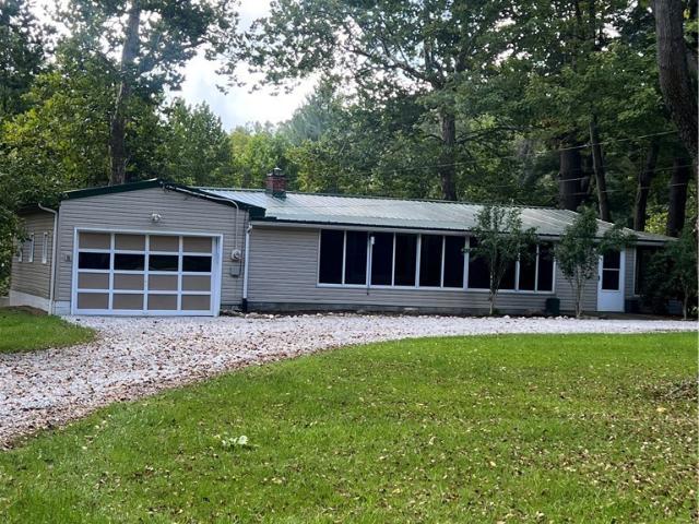House for sale in Rock Creek, Ohio