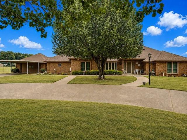 House for sale in Johnson, Texas
