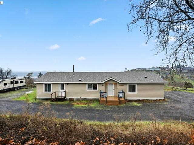 House for sale in Oregonia