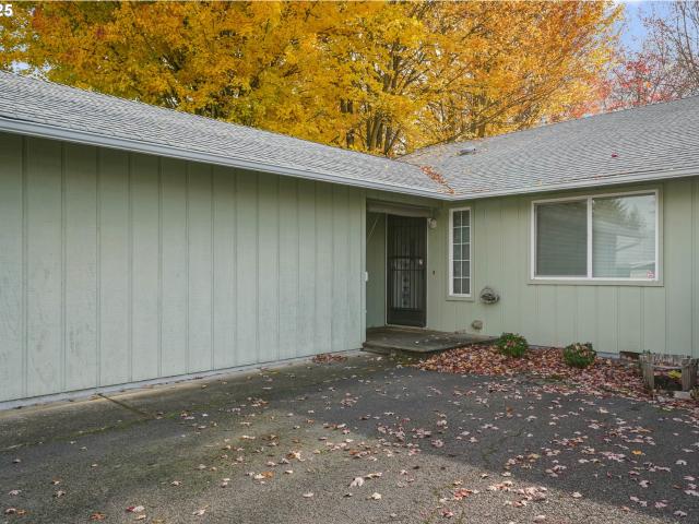 Condo for sale in Oregonia