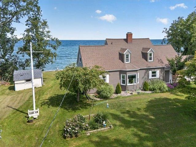 House for sale in Wayne, New York