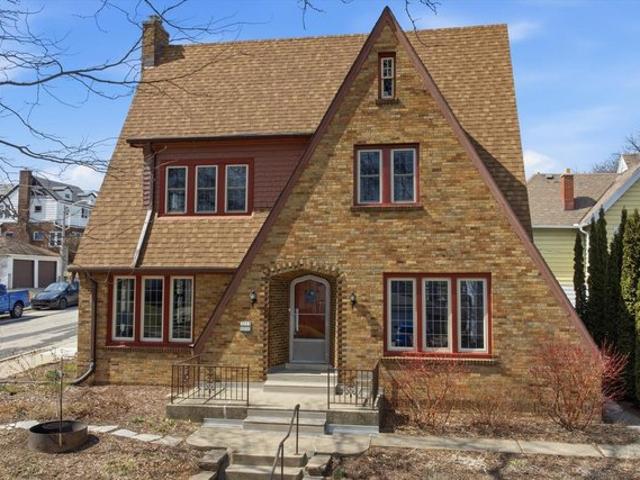 House for sale in Bay View, Milwaukee
