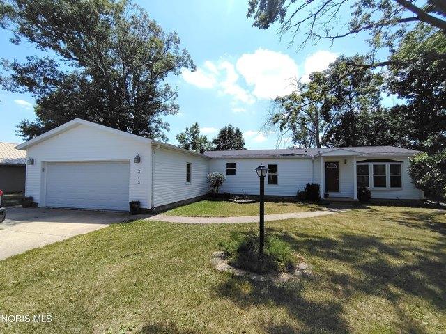 House for sale in Defiance, Defiance County